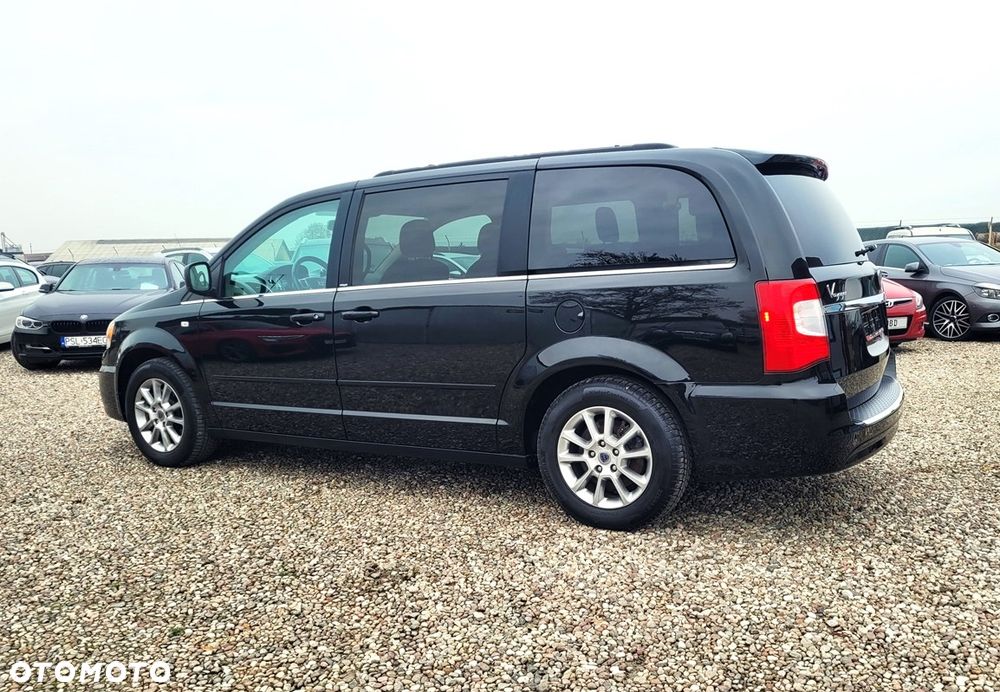 Lancia Voyager 2.8CRD Gold - 4