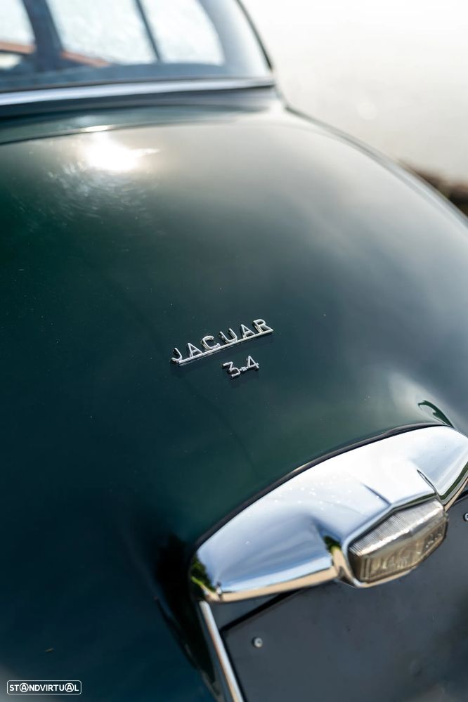 Jaguar MK II - 9