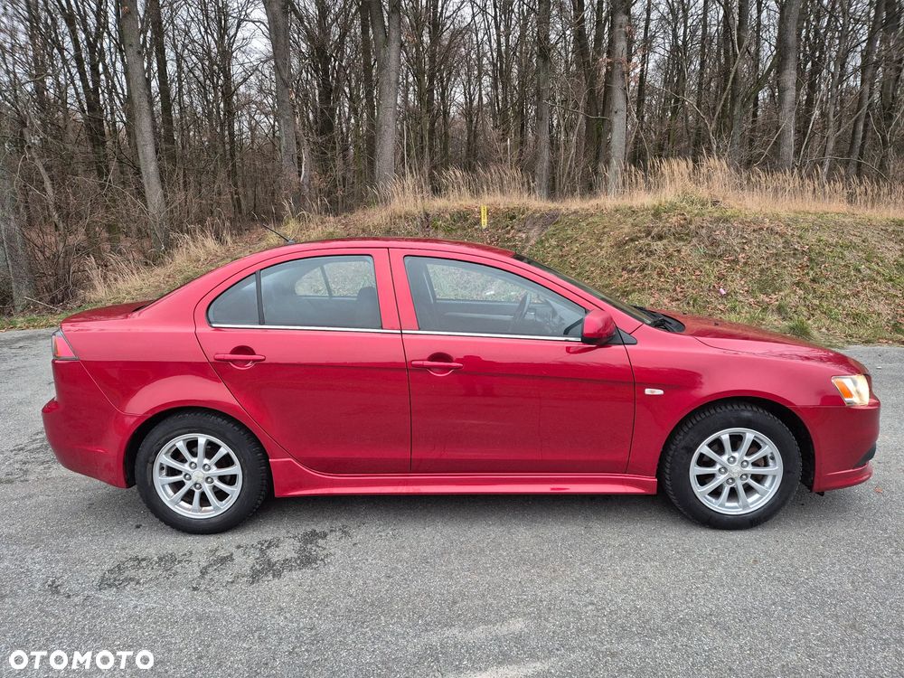 Mitsubishi Lancer 1.6 Invite - 22