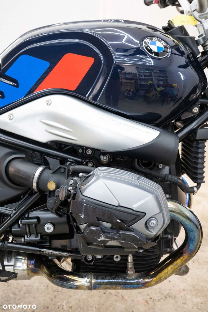 BMW R - 12