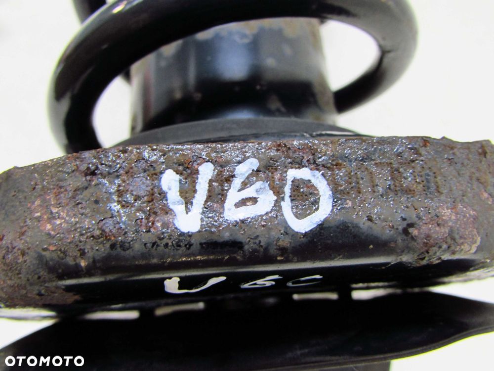 VOLVO S60 II V60 10-18 SPREZYNY SPREZYNA ZAWIESZENIA TYL KPL - 8