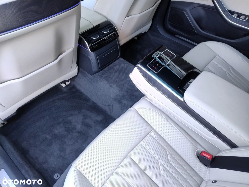 Audi A8 L 55 TFSI quattro tiptronic - 10