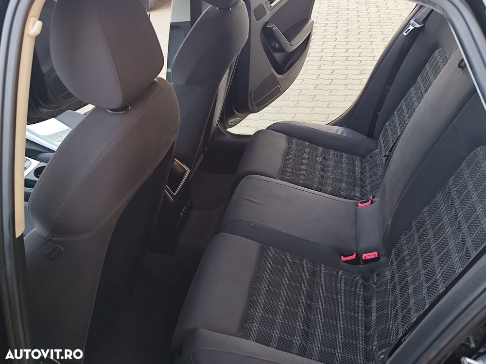 Audi A4 Limuzina - 8