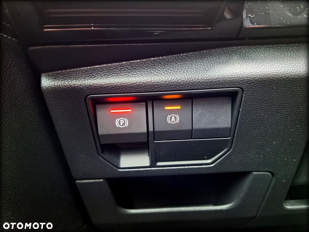 Renault Austral 1.3 TCe mHEV Techno - 24