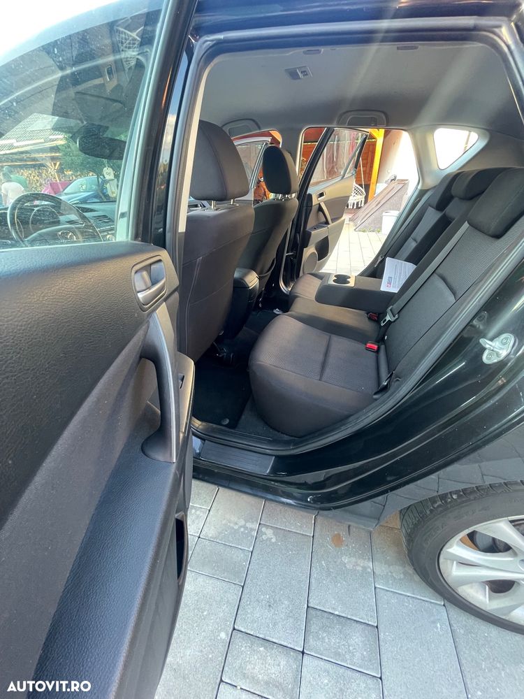 Mazda 3 - 10