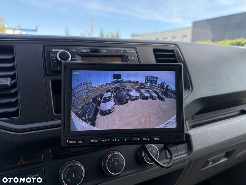 Volkswagen Crafter 35 - 12