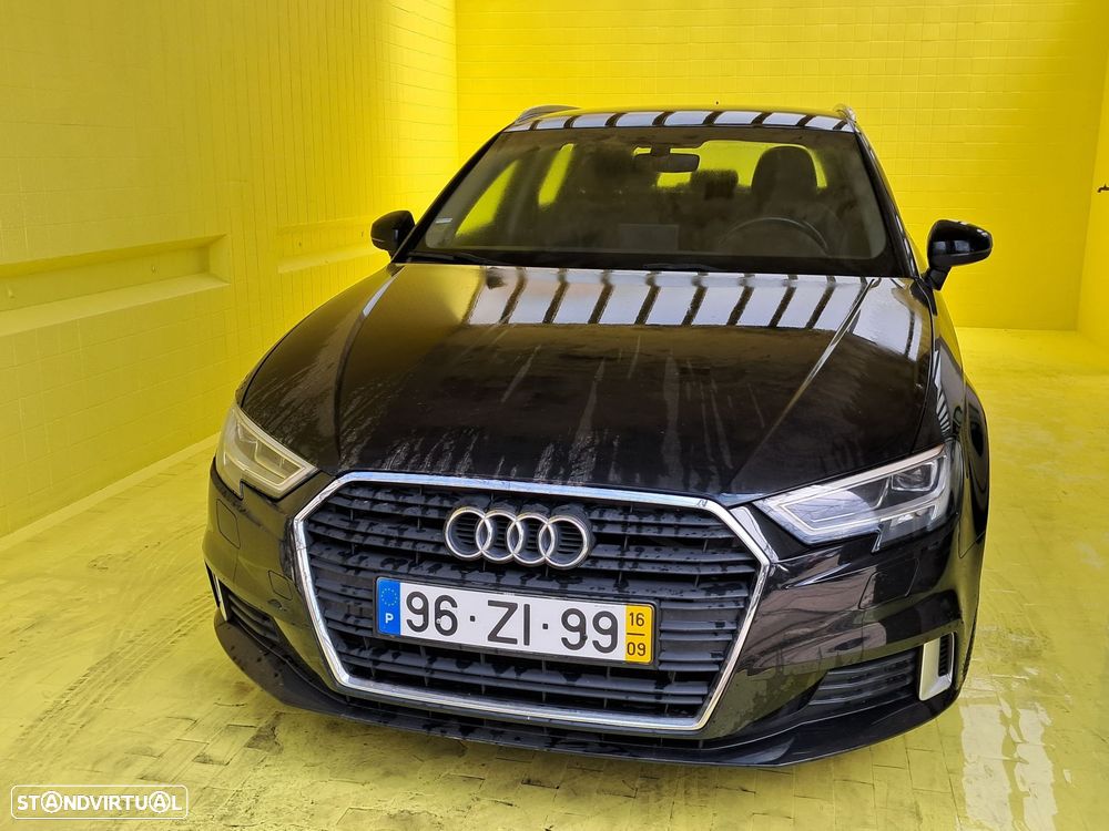 Audi A3 Sportback 1.6 TDI Advance S tronic - 2