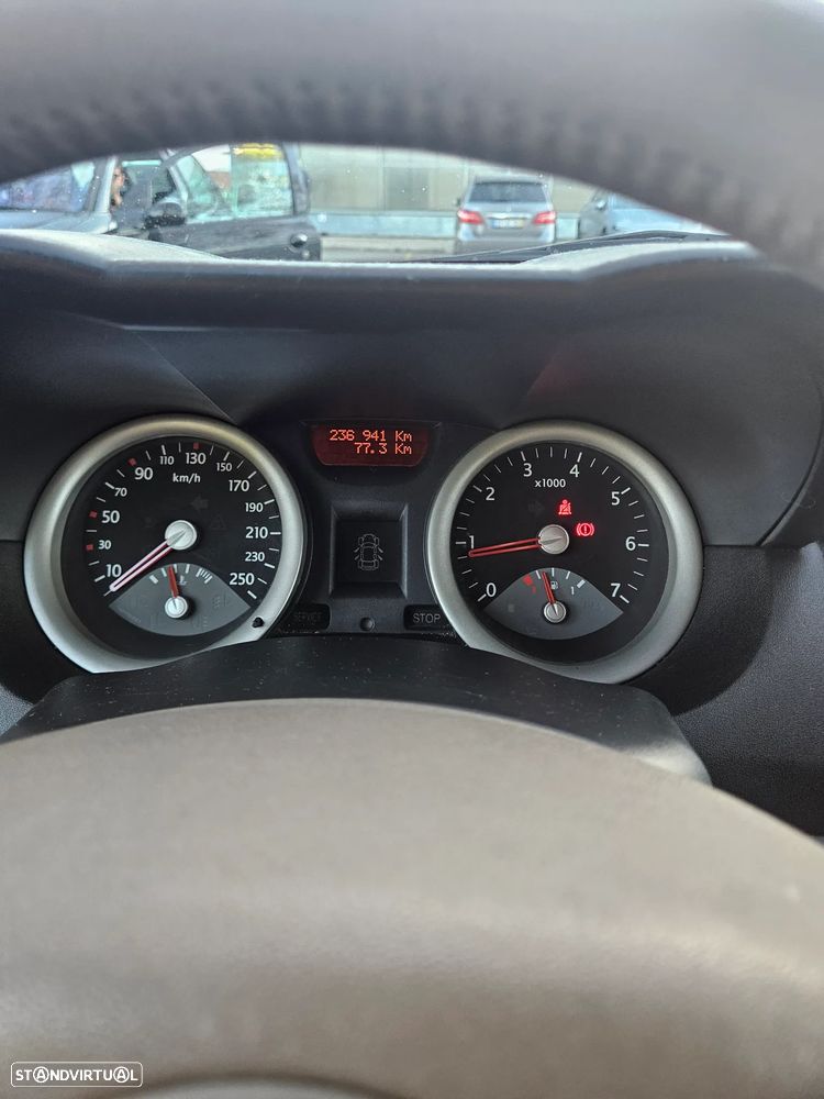 Renault Mégane Break 1.9 dTi Authentic - 6