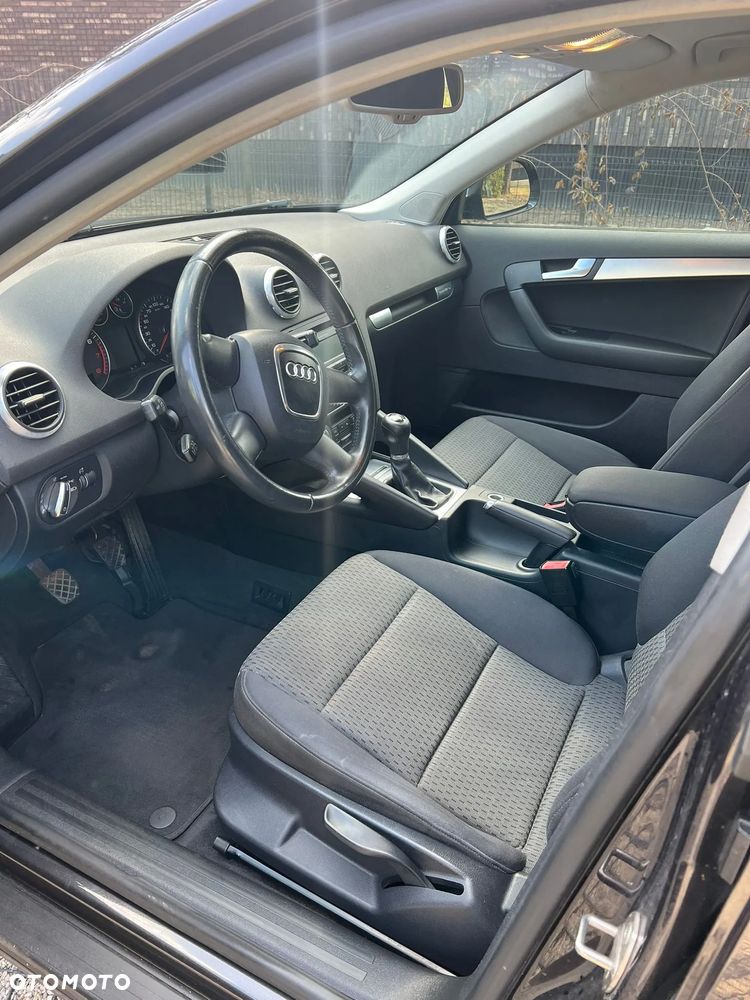 Audi A3 Sportback 1.8 TFSI Quattro Ambiente - 20