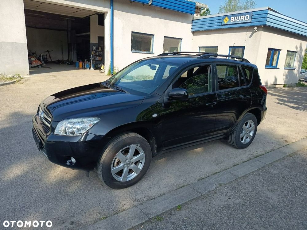 Toyota RAV4 - 16