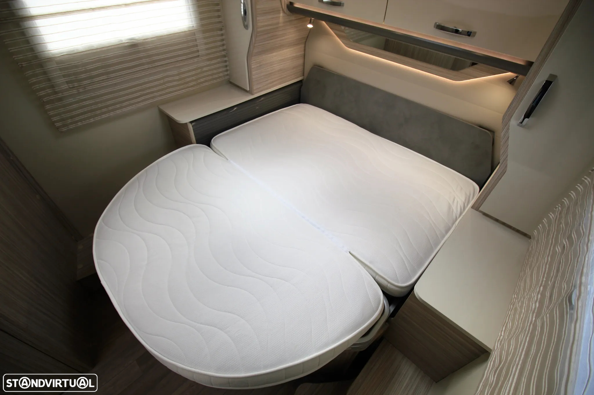 Elnagh T-Loft 581 *CAMA CENTRAL + BASCULANTE* - 8