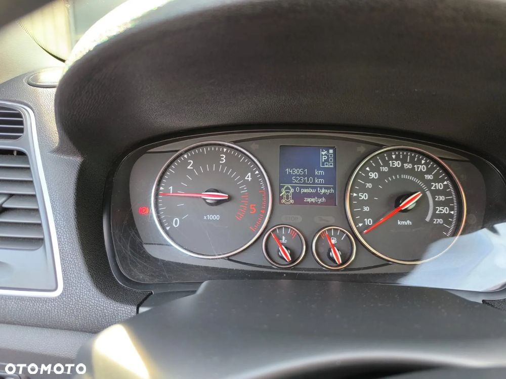 Renault Laguna - 8