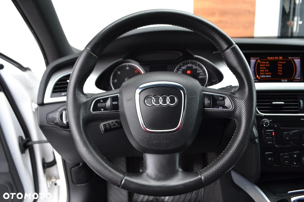 Audi A4 Avant 2.0 TDI DPF quattro - 24