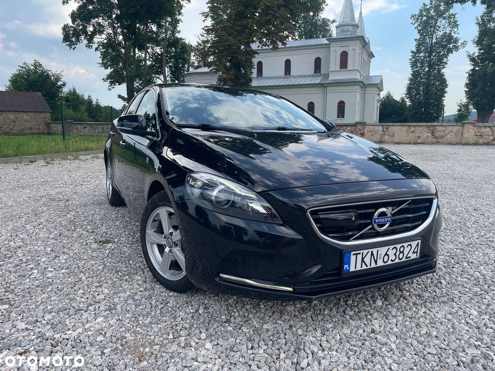 Volvo V40 D4 Drive-E Ocean Race - 3