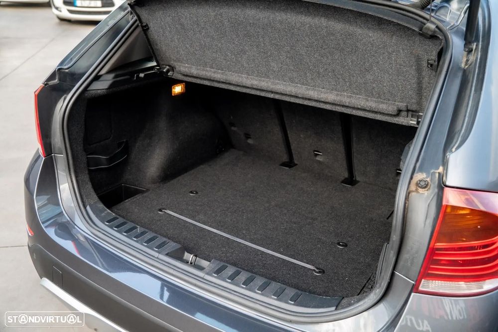 BMW X1 16 d sDrive - 27