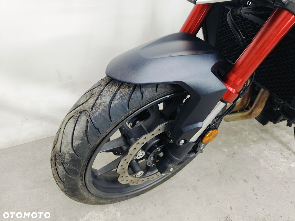 Honda Hornet - 19