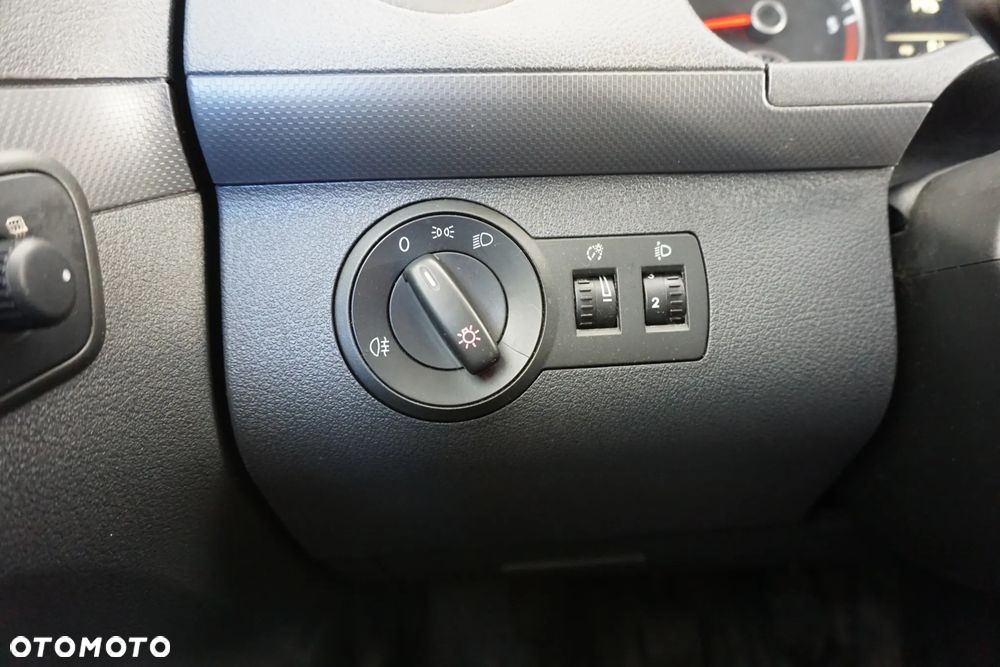 Volkswagen CADDY 1.6TDi - 19