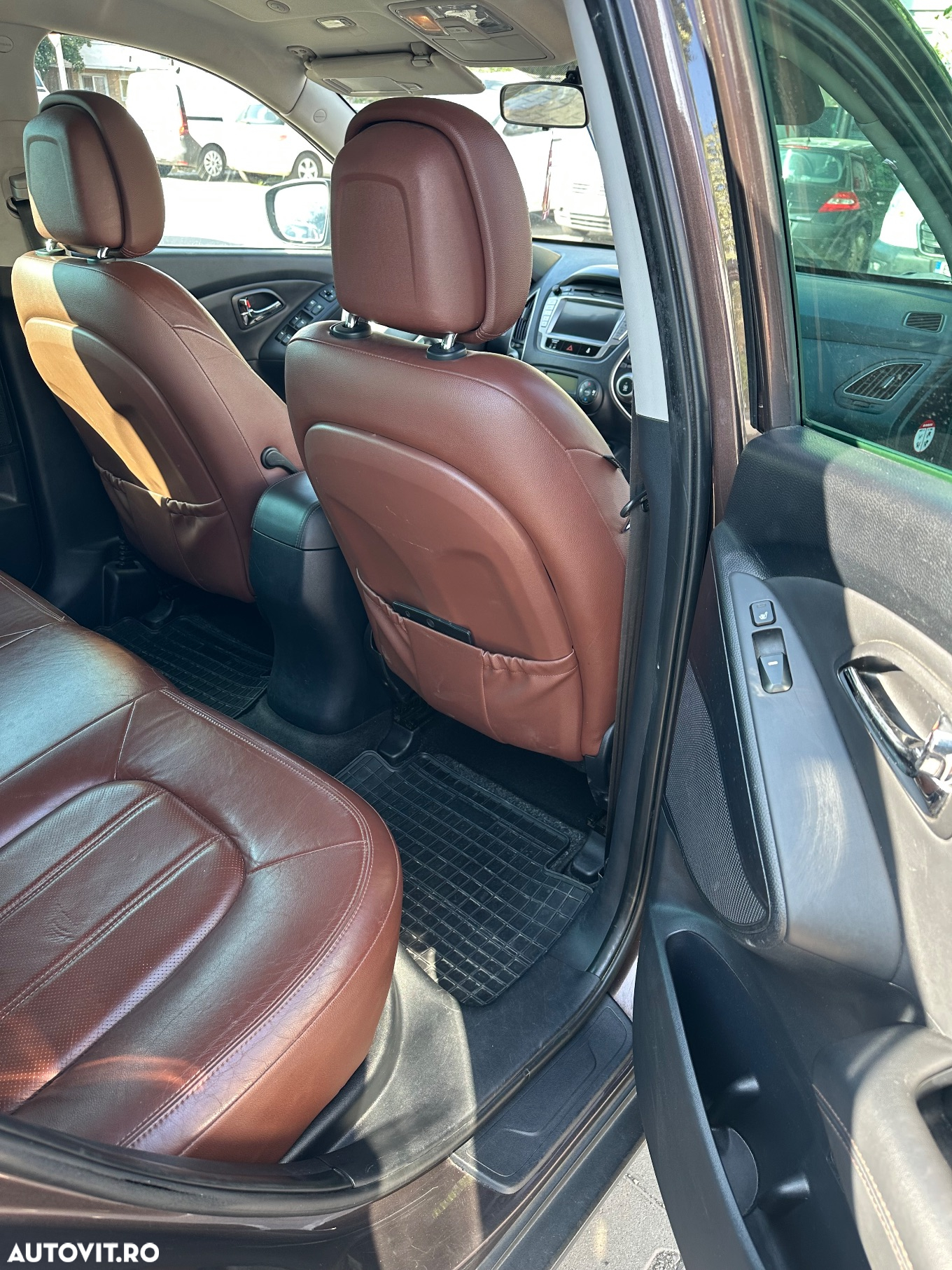 Hyundai ix35 2.0 CRDI 4WD Automatik Style - 23