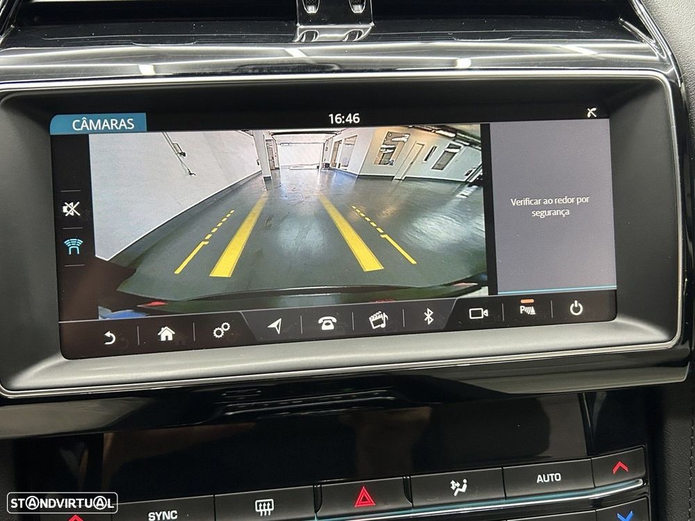 Jaguar F-Pace 2.0 i4D Portfolio Aut. - 17