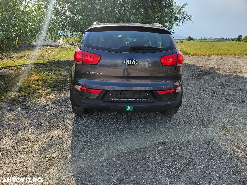 Kia Sportage 1.6 T-GDI 6MT 4x4 Style - 4