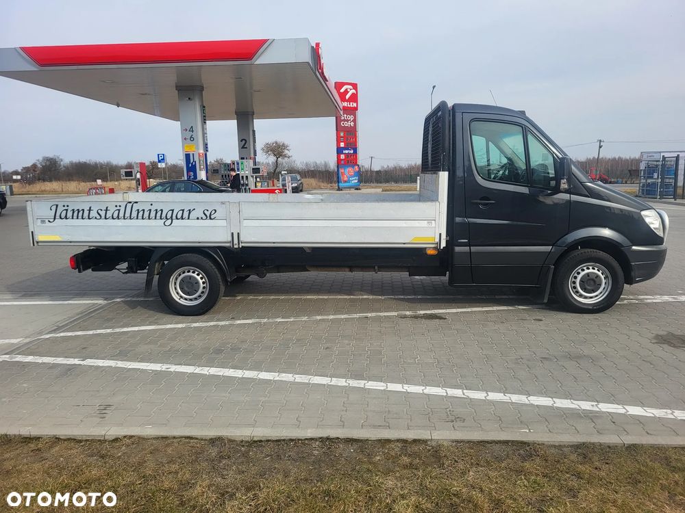 Mercedes-Benz Sprinter - 14