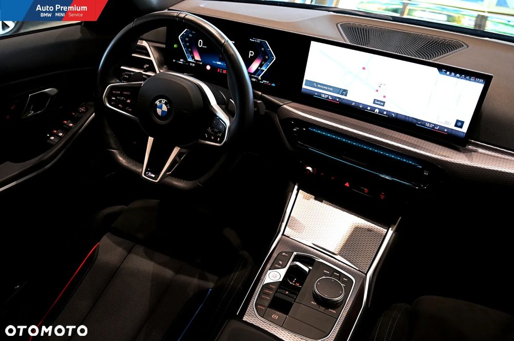 BMW Seria 3 330i Touring xDrive - 12