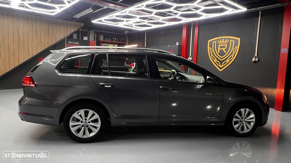 VW Golf Variant 1.6 TDi Confortline - 15
