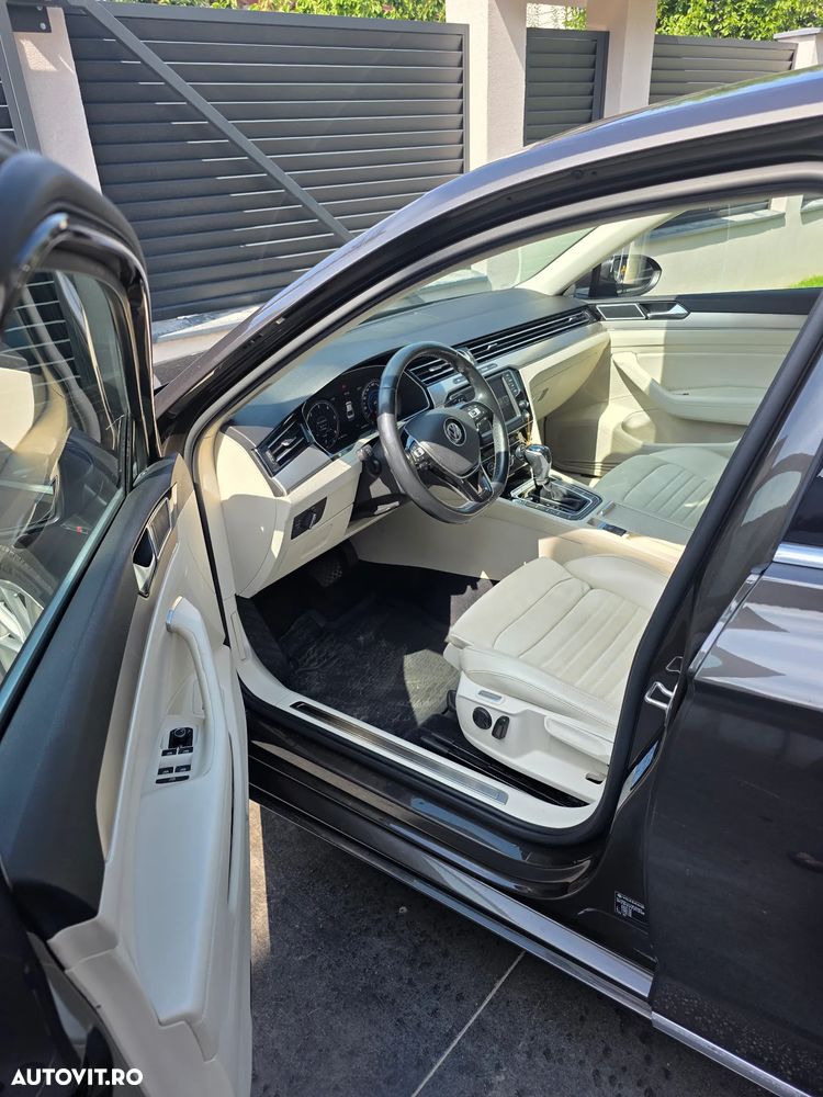 Volkswagen Passat 2.0 TDI DSG 4Motion Highline - 7