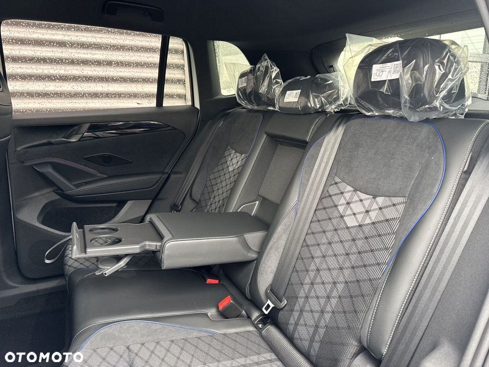 Volkswagen Tiguan - 16