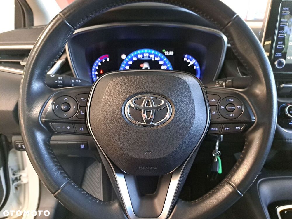 Toyota Corolla - 32
