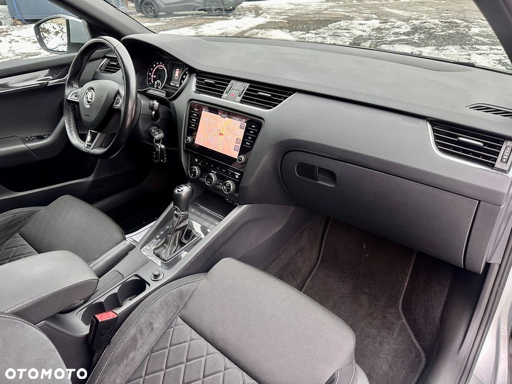 Skoda Octavia 2.0 TDI (Green tec) DSG RS - 38