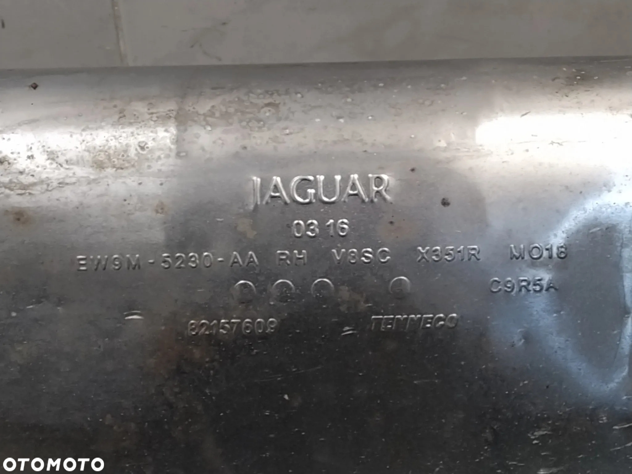JAGUAR XJ XJR X351 2014-2019 5.0 WYDECH TŁUMIK PRAWY ORYGINAŁ - 13