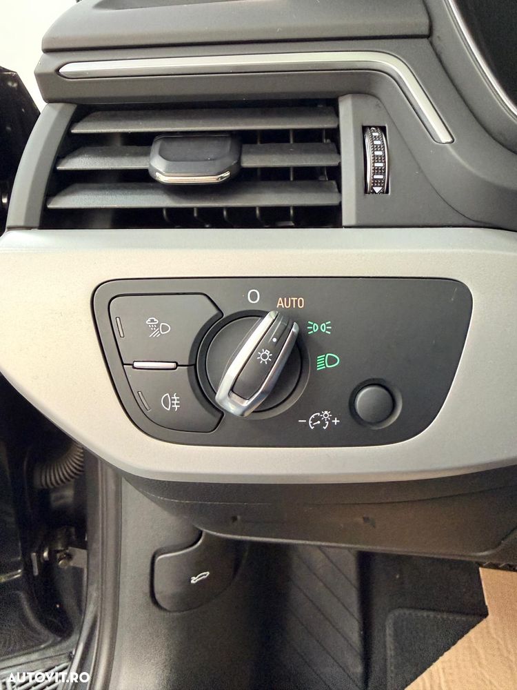 Audi A4 40 TDI S tronic MHEV S Line - 11