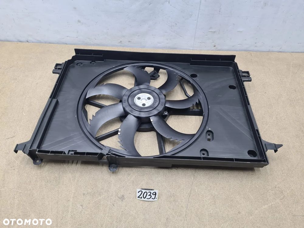 Toyota rav4 5 V od 19r 1636331500 wentylator obudowa wentylatora - 9