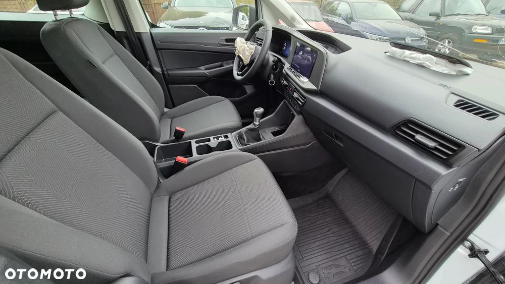 Ford Tourneo Connect Grand - 16