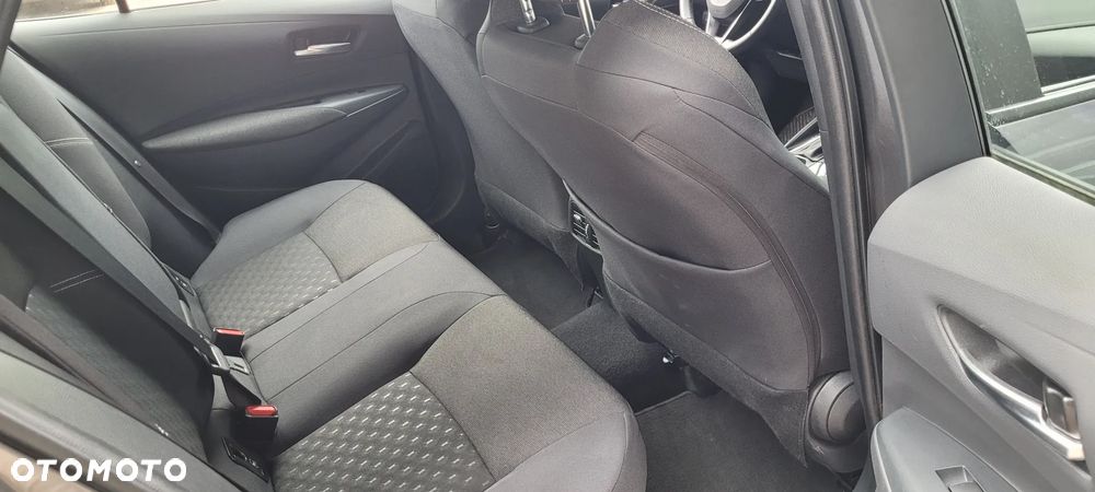 Toyota Corolla 1.8 Hybrid Comfort - 16
