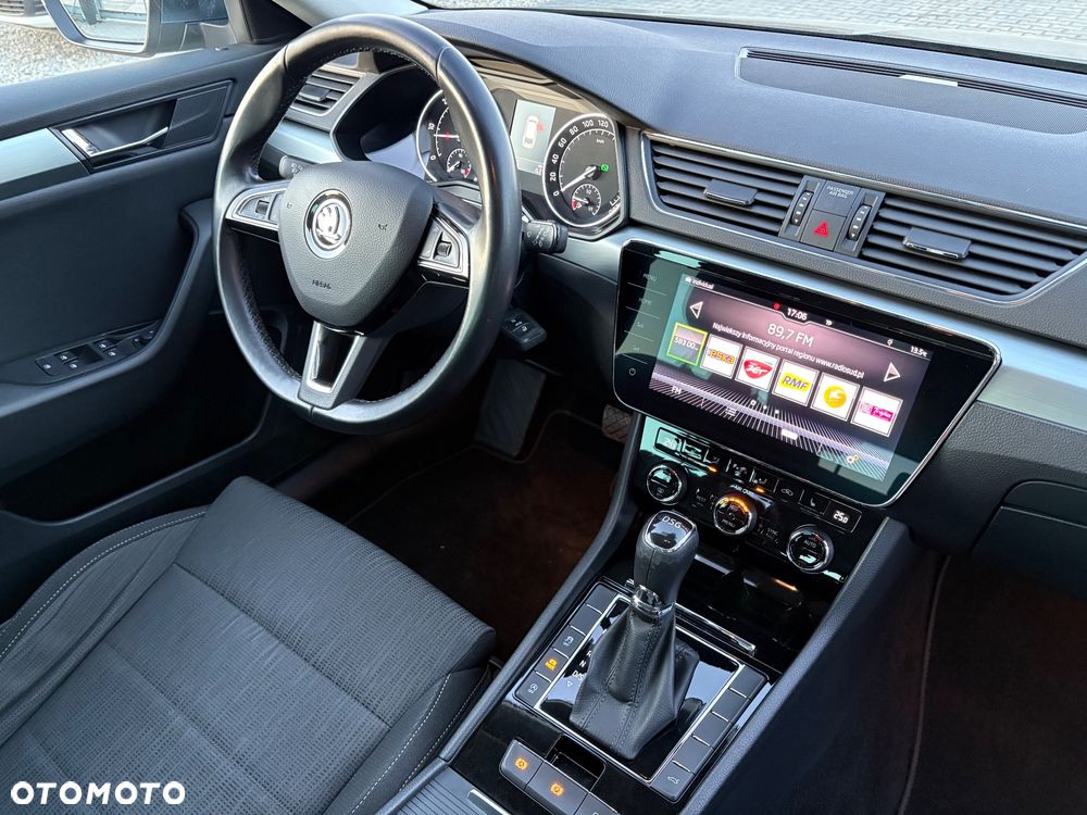 Skoda Superb 2.0 TDI Style DSG - 6