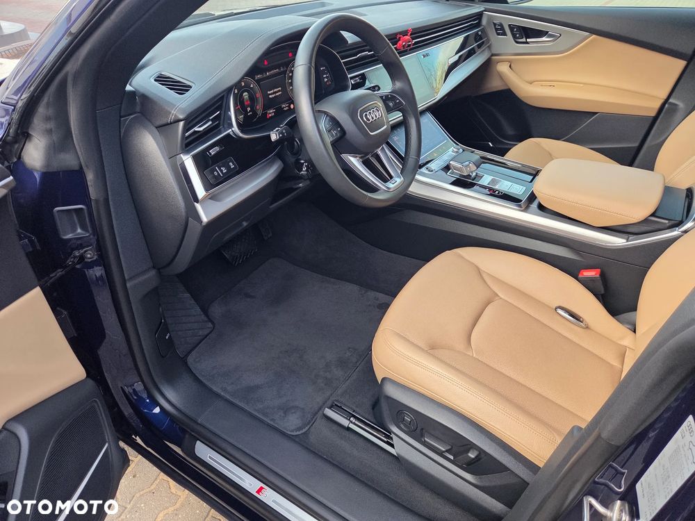 Audi Q8 50 TDI quattro tiptronic - 32