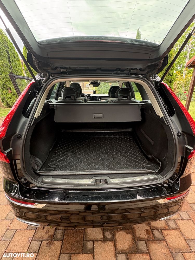 Volvo XC 60 D5 AWD Inscription - 11