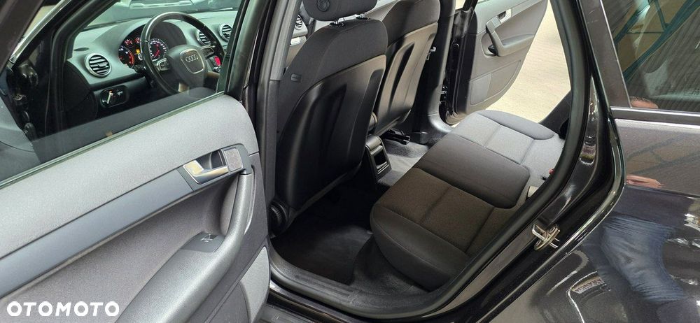 Audi A3 Sportback - 11
