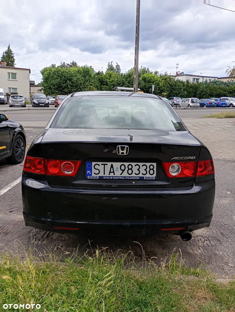 Honda Accord 2.0 Comfort - 13