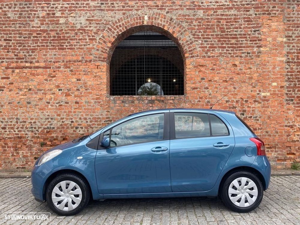 Toyota Yaris 1.4 D-4D AC - 5