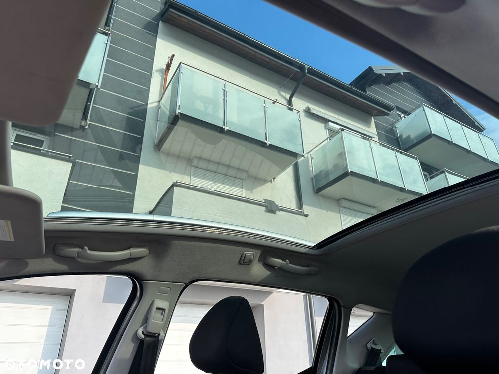 Peugeot 207 SW HDi FAP 90 (Blue Lion) Sport - 20