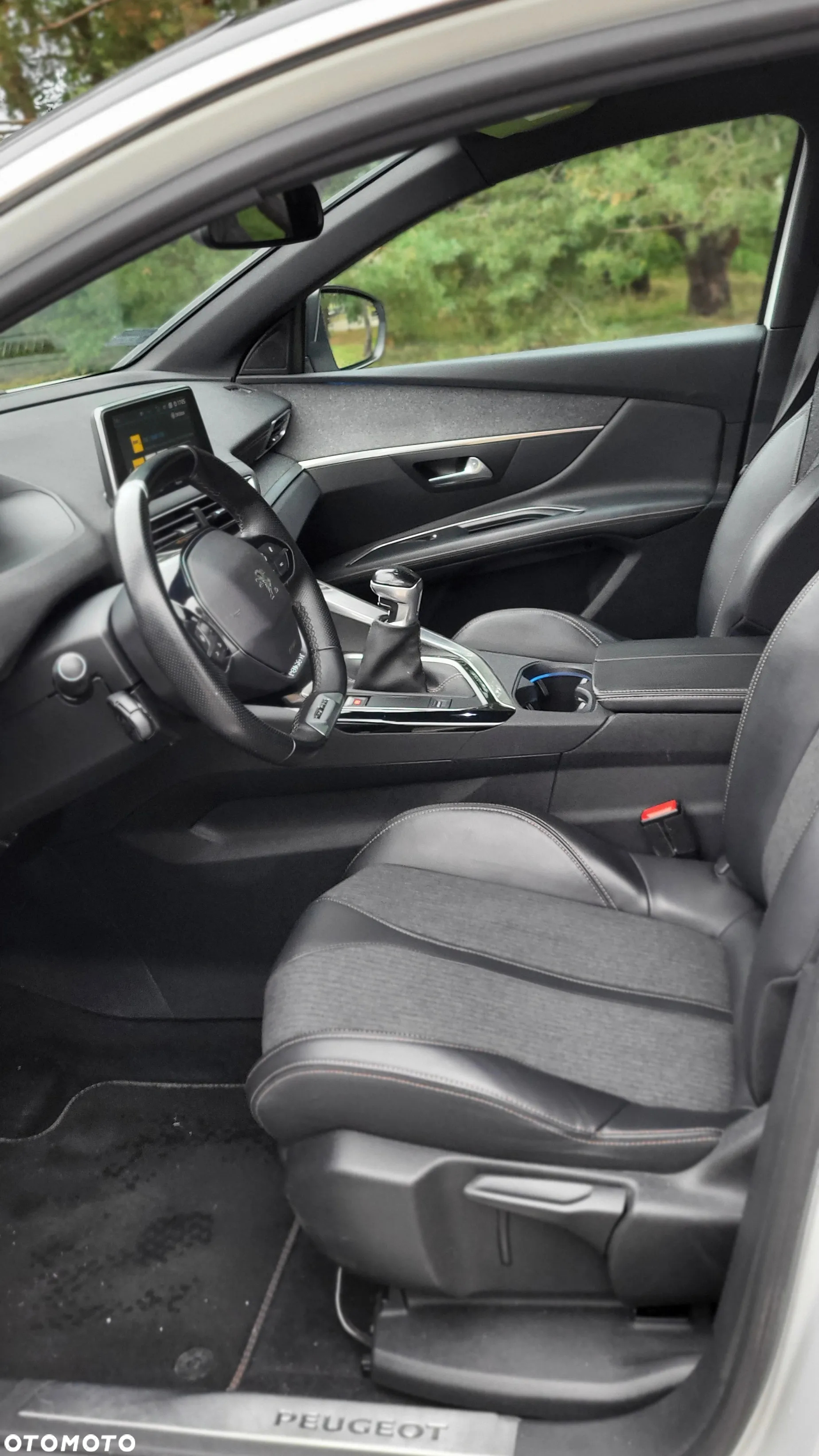 Peugeot 3008 1.2 PureTech GT S&S - 8