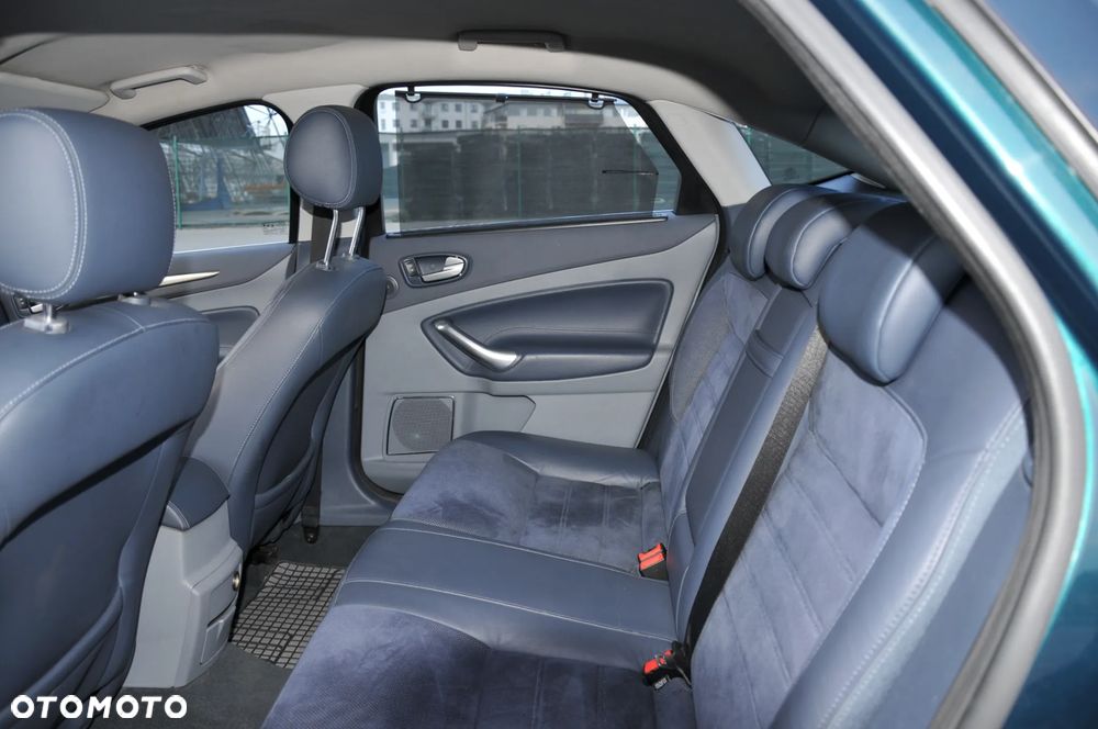 Ford Mondeo 1.8 TDCi Titanium - 29