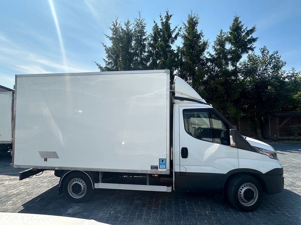 Iveco Daily 35S14 2018 / 2019 Rok Chłodnia 6 palet - 4