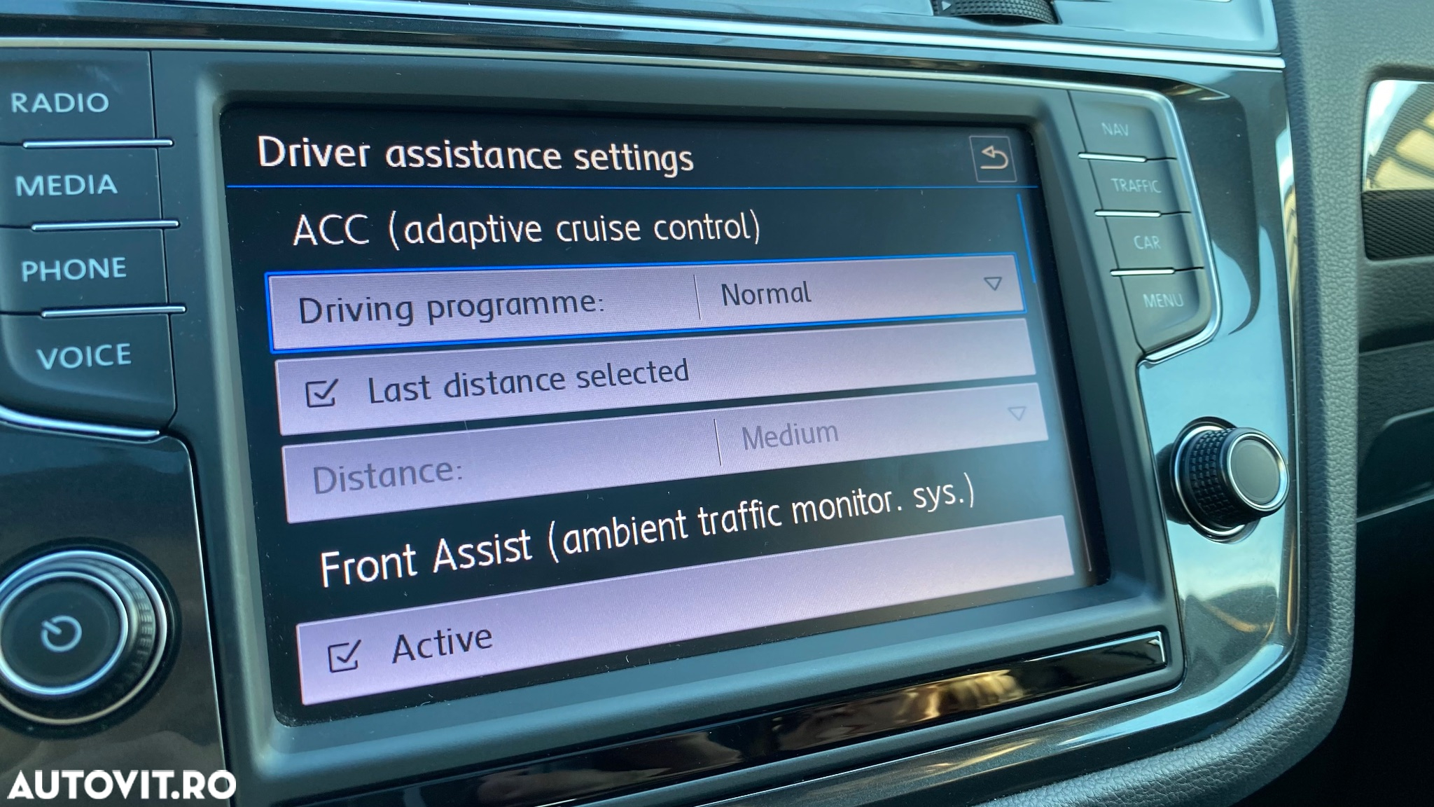 Volkswagen Tiguan 2.0 TDI SCR DSG Elegance - 26
