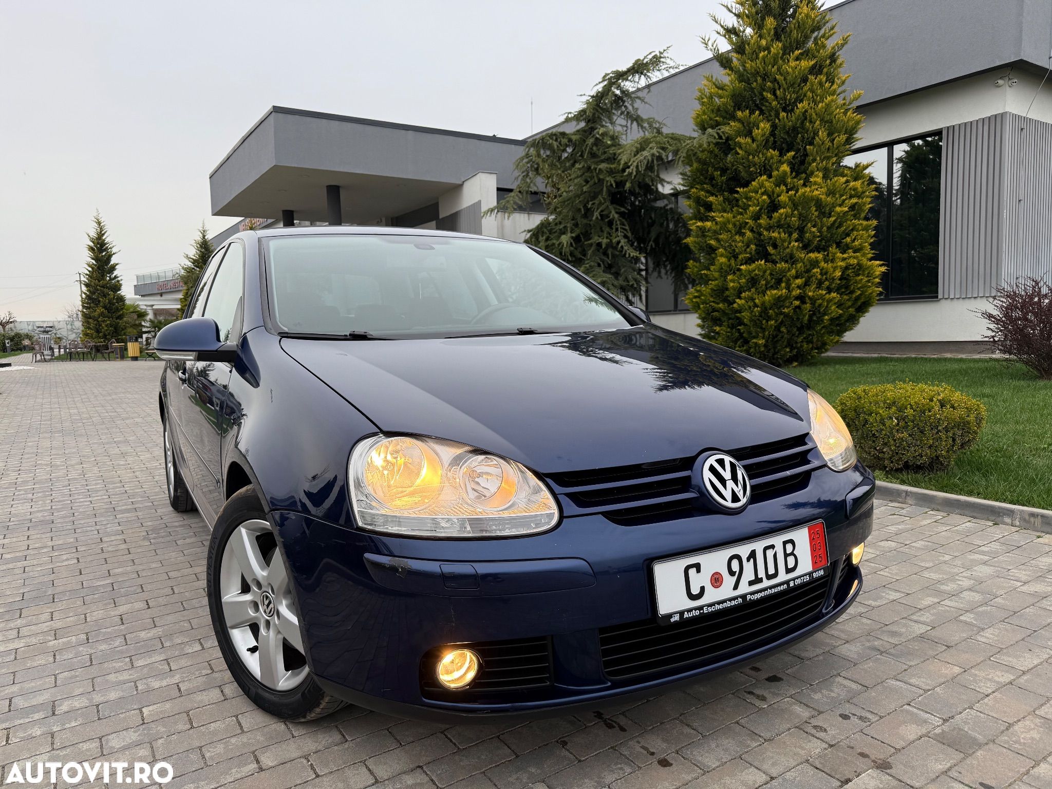 Volkswagen Golf 1.4 United - 1