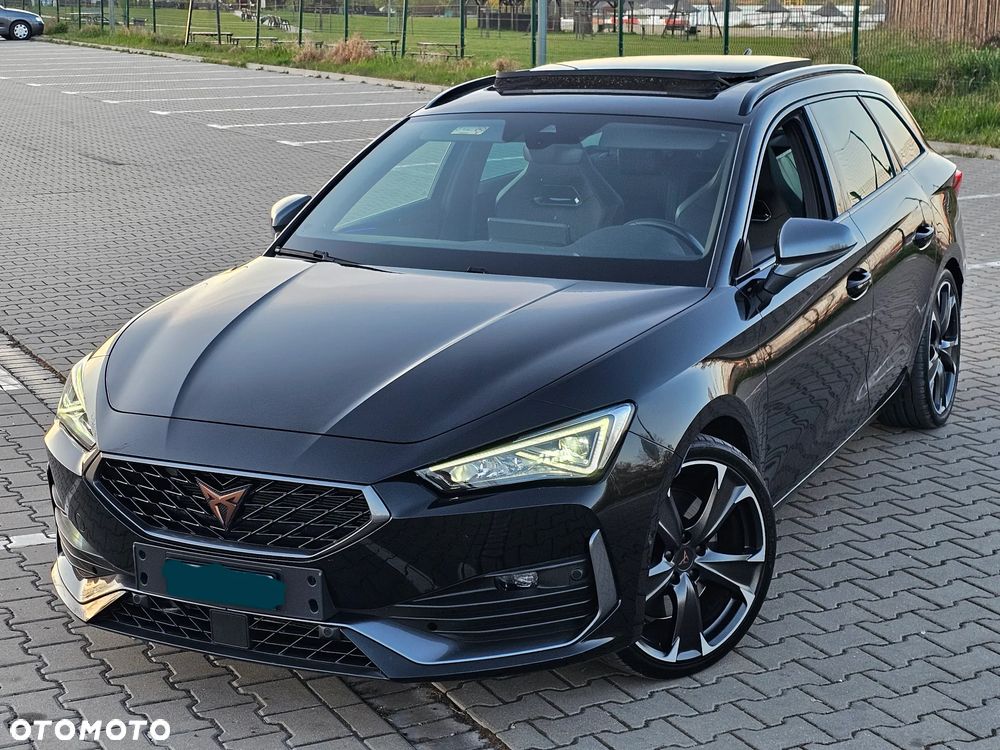 Cupra Leon Sportstourer 2.0 TSI 4Drive DSG VZ CUP - 2