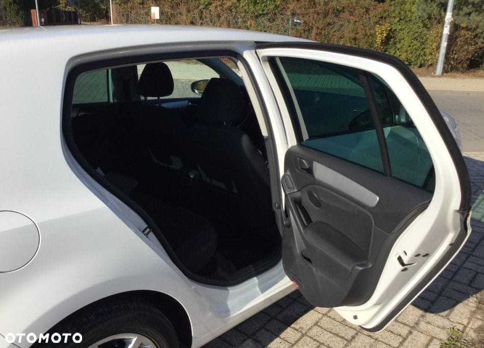 Volkswagen Golf VI 1.6 TDI Highline - 3